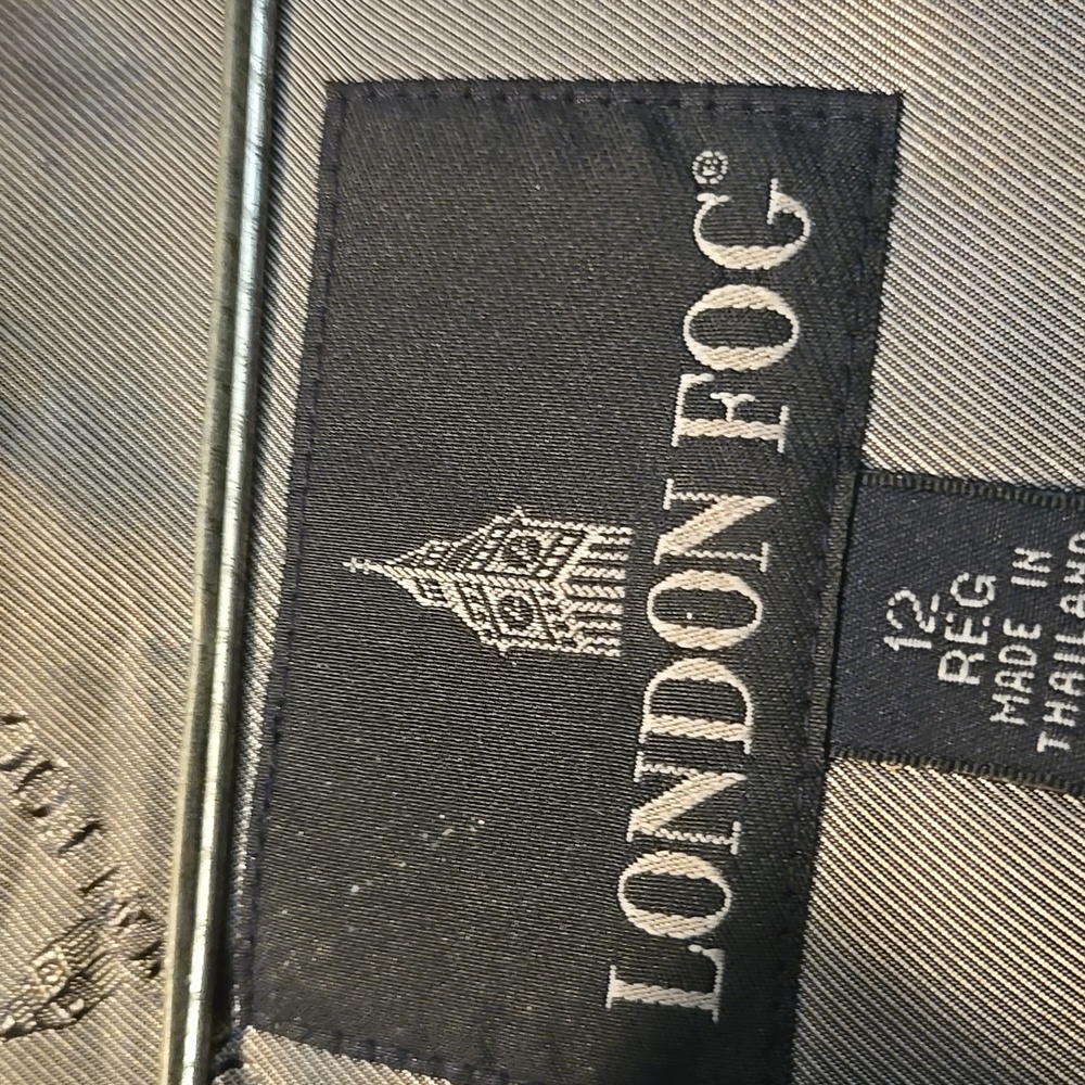 London Fog Trench Coat Hood And Tie/belt